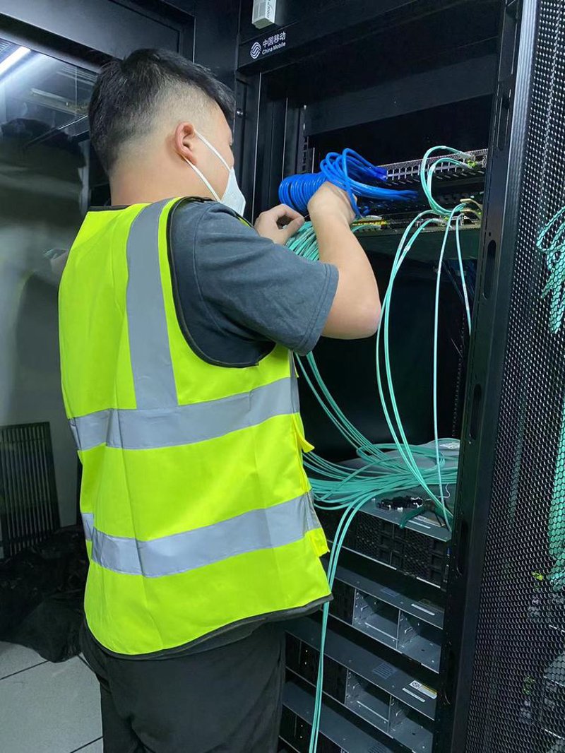 网络维护：构建安全稳定的信息高速公路
